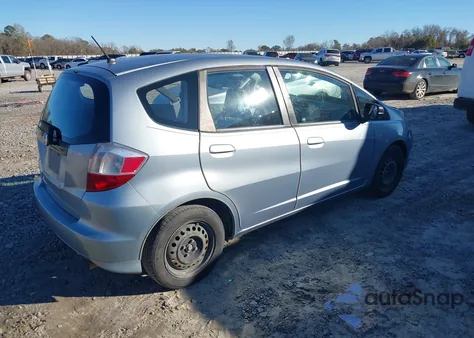 2011 Honda Fit from USA, damaged, VIN JHMGE8H31BC014938